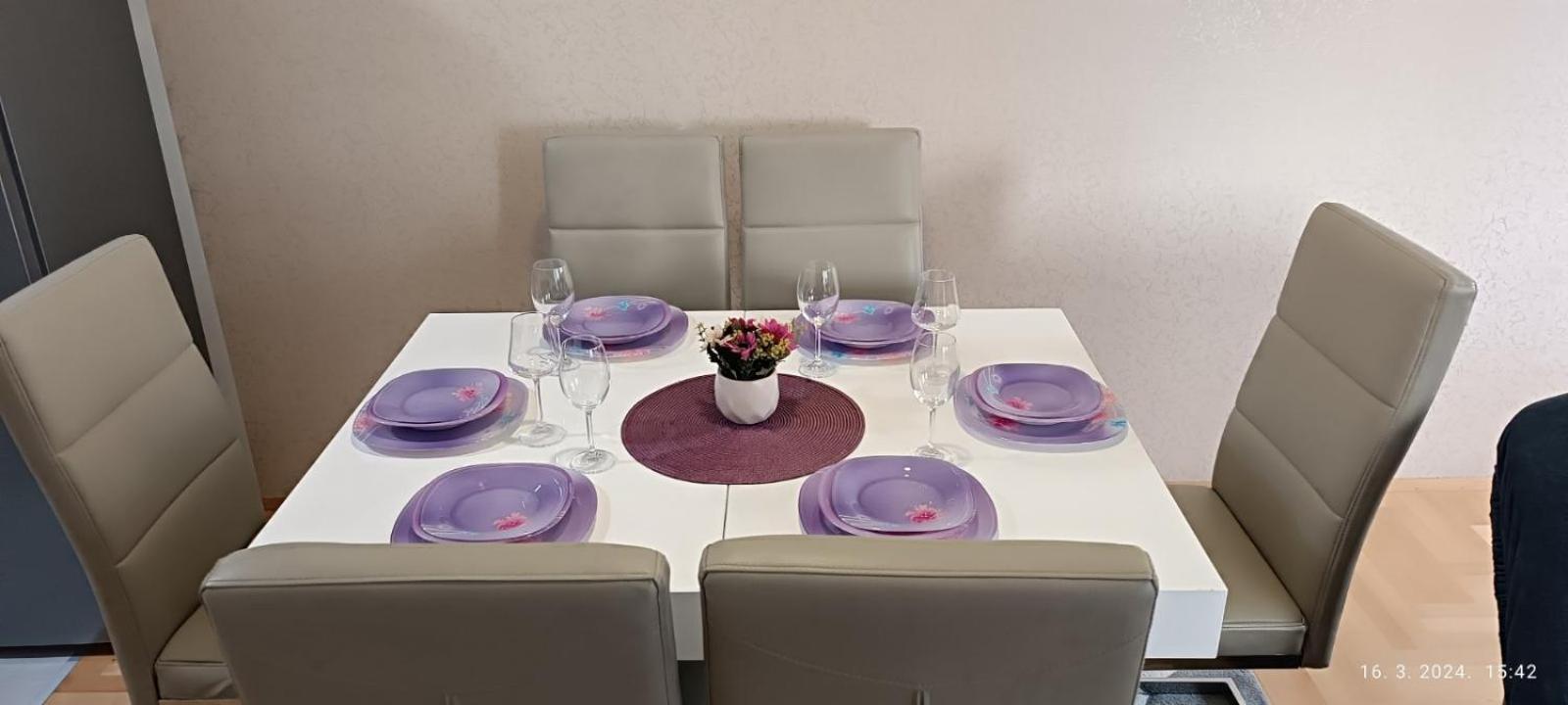Apartman Lara ปิโรต์ ภายนอก รูปภาพ