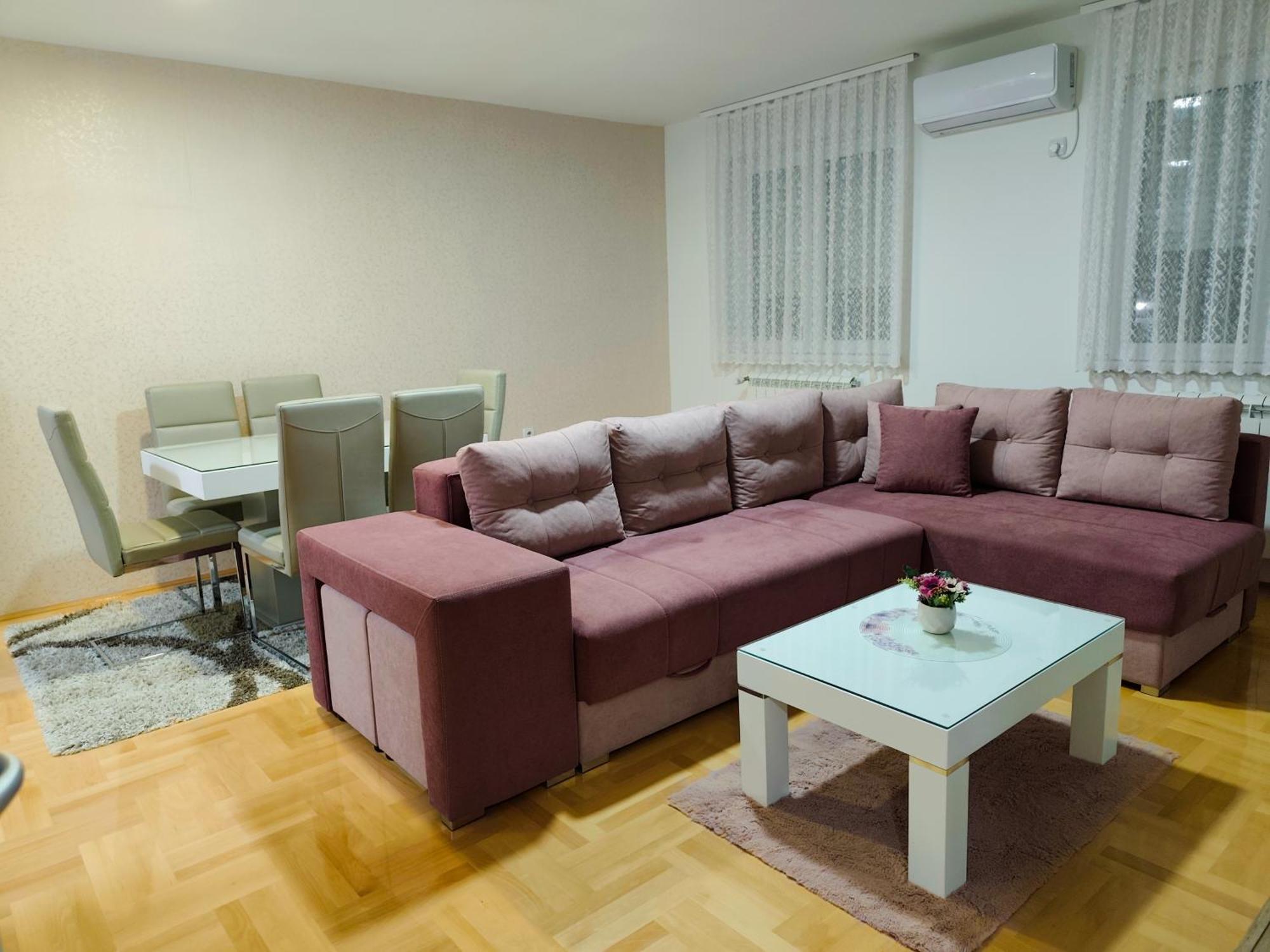 Apartman Lara ปิโรต์ ภายนอก รูปภาพ